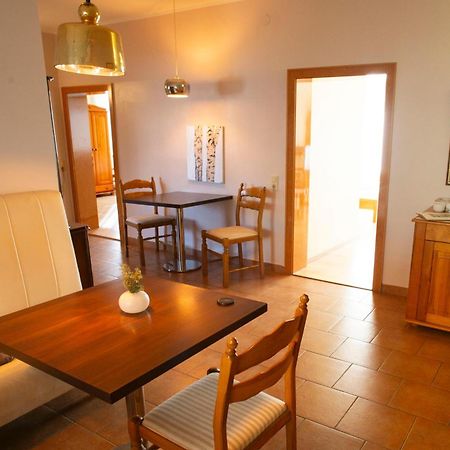 Gaestehaus Mariola Wulkaprodersdorf ภายนอก รูปภาพ